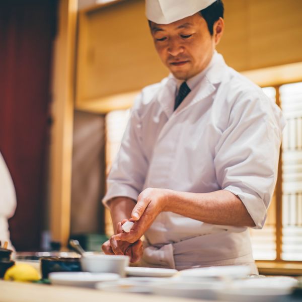 転職活動中の方は桑名で40年以上営業する寿司屋の募集概要をご覧ください